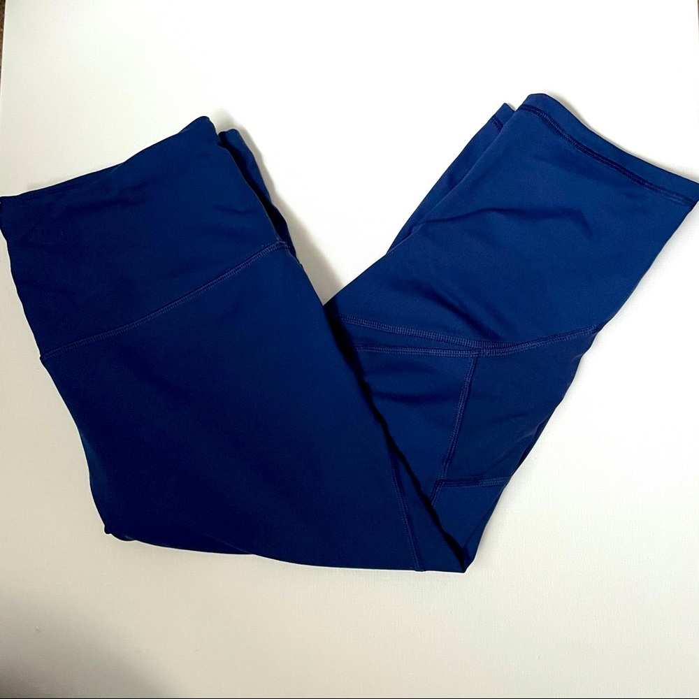 Victoria Secret Knockout Crop